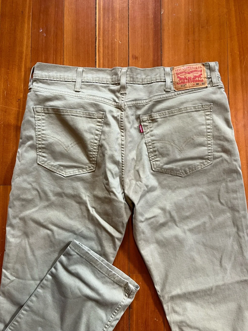Men's Levi’s Khaki Straight-Leg Pants - Classic Casual Workwear